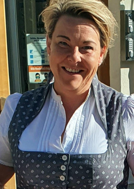 Stephanie Mehringer - Ihre Gastgeberin